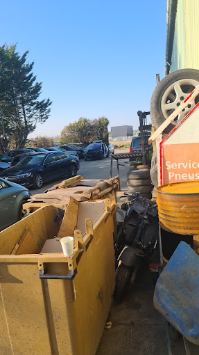 Aperçu des activités de la casse automobile GAZI CASSE AUTO située à VERNOUILLET (28500)